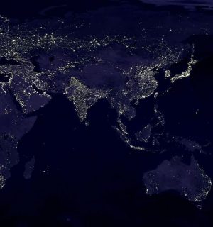 night-picture-of-earth-like-brain