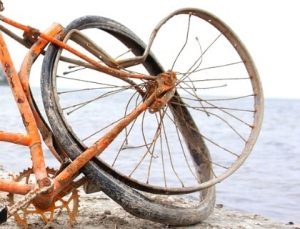 bike wheel with no integrity
