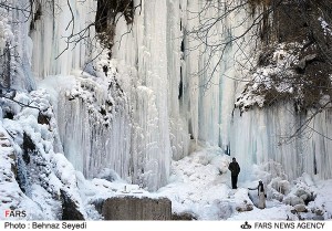 frozen waterfall... the flow of life is interrupted... let go