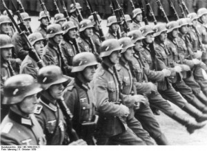 Warschau_Parade_vor_Adolf_Hitler