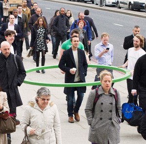 this-creative-project-gives-pedestrians-more-space-on-crowded-city-sidewalks
