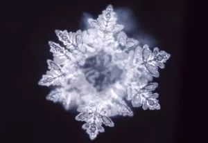 energized-water-crystal